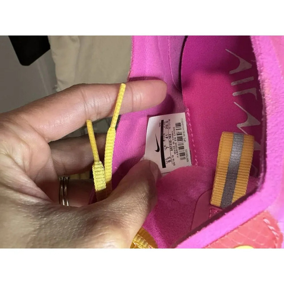 Nike Womens Air Max Dia Running Shoes Lightly Used Low Top 9.5 M - Picture 8 of 9